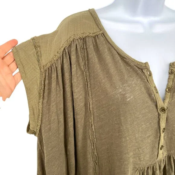 Free People Aster High-Low Henley Tunic Top Size XS Olive Green Linen Blend - Picture 3 of 10